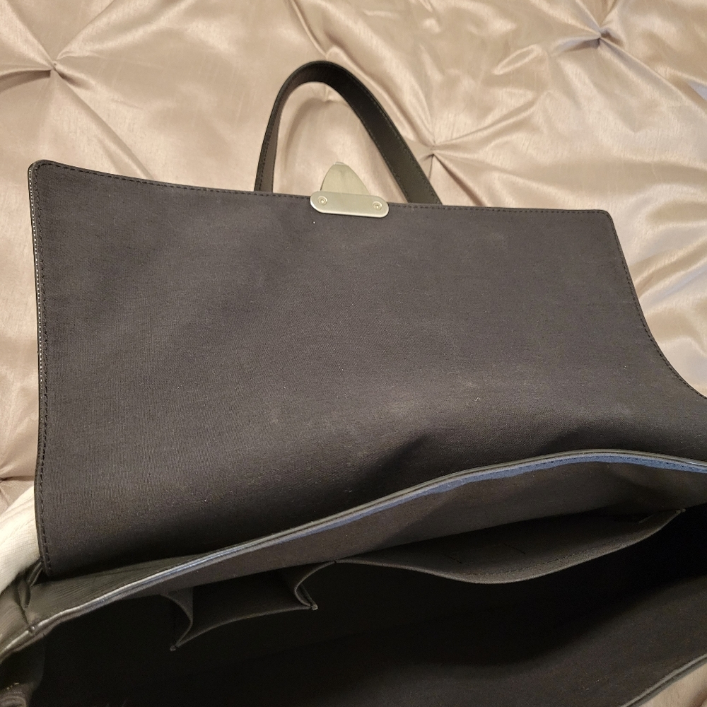 Reduced! Louis Vuitton Black Epi Segur MM Satchel - Picture 12 of 14